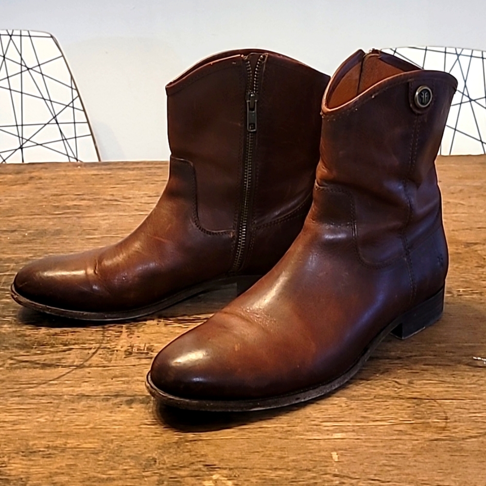 FRYE